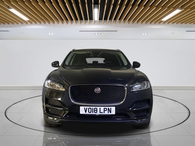 2018 Jaguar F-Pace 2L Prestige 5dr - Photo 2