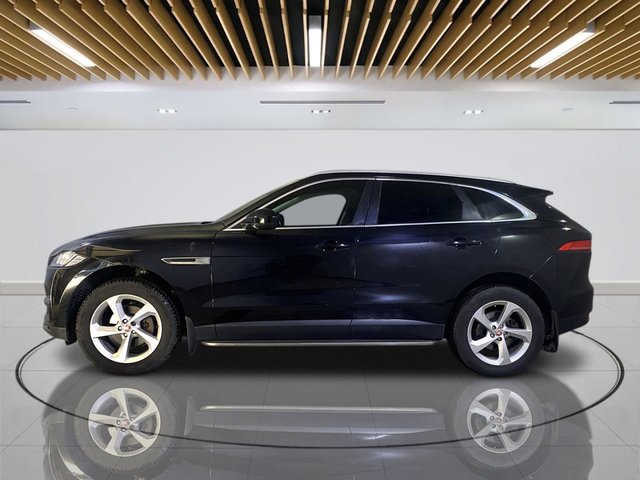 2018 Jaguar F-Pace 2L Prestige 5dr - Photo 4