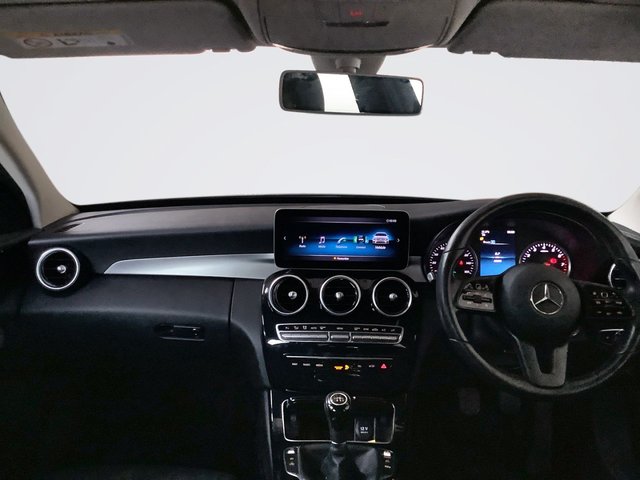 2019 Mercedes-Benz C-Class 1.6L Se 4dr - Photo 3