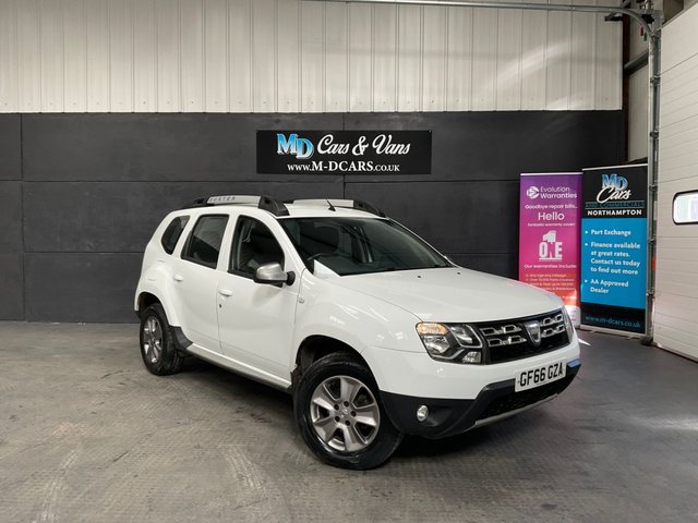 2016 DACIA DUSTER 1.5 dCi Laureate SUV 5dr Diesel Manual 4WD Euro 6 (s/s) (110 ps) - Photo 3