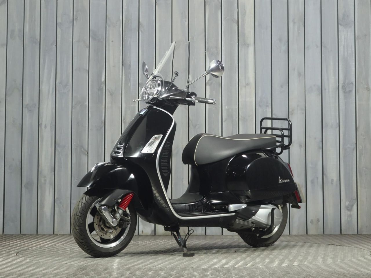 PIAGGIO VESPA GTS
