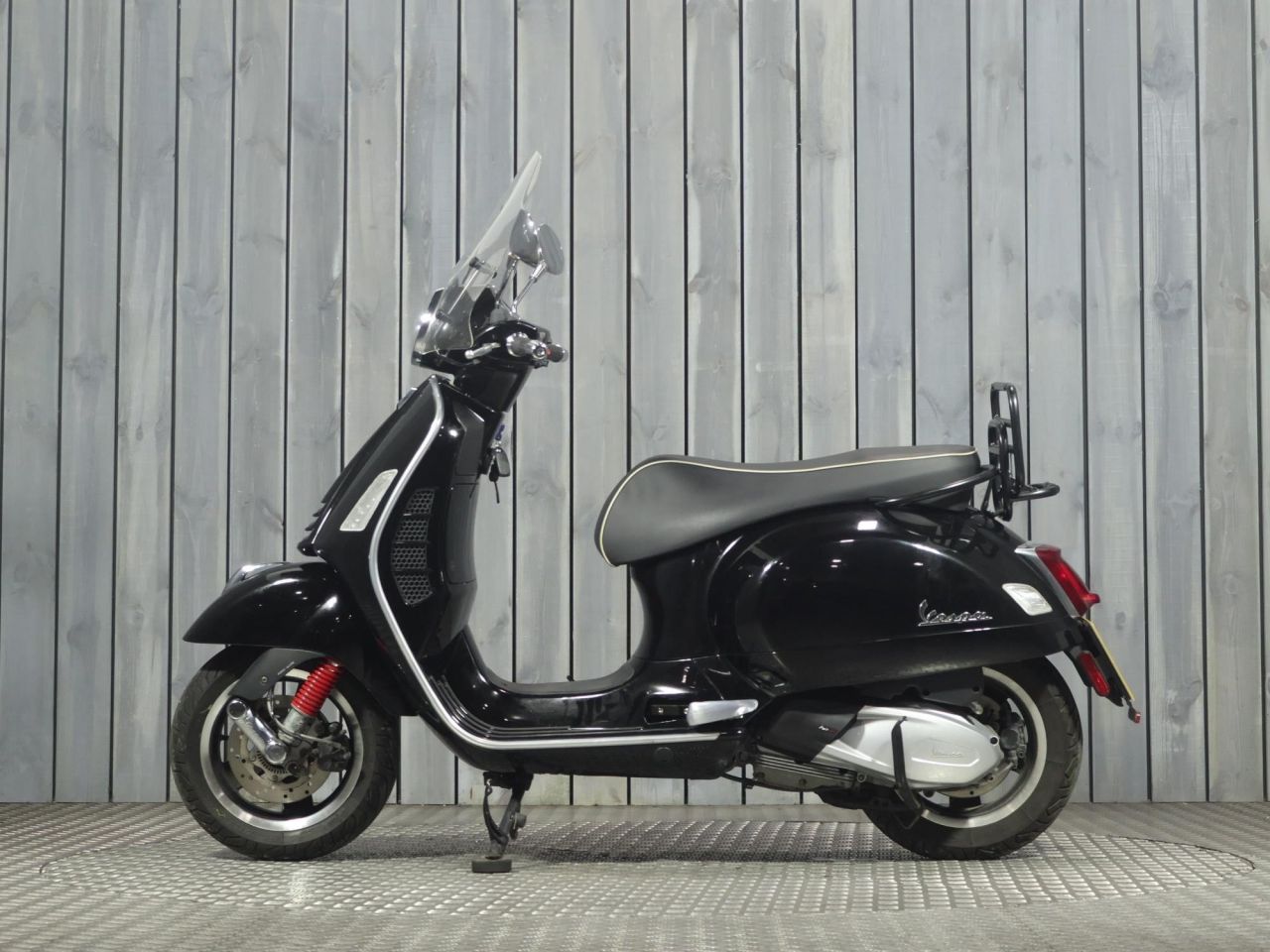PIAGGIO VESPA GTS