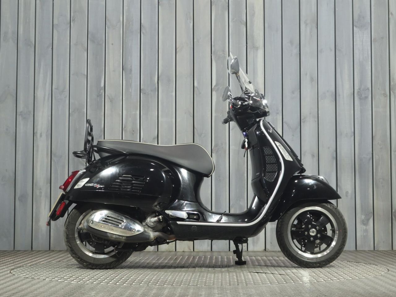 PIAGGIO VESPA GTS