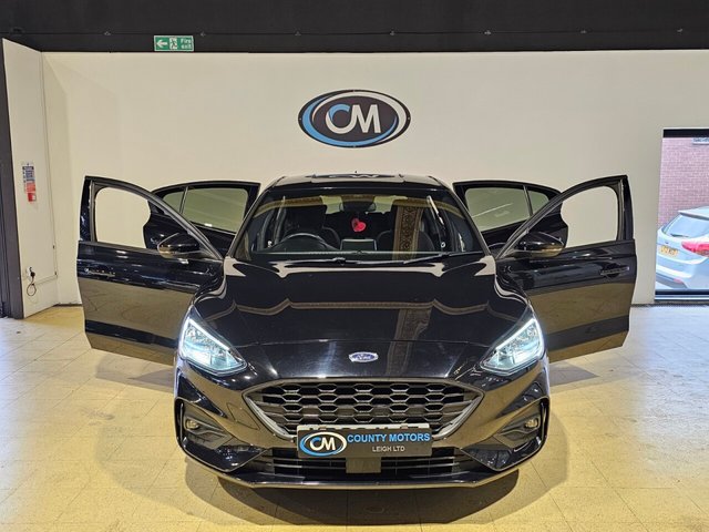 2020 Ford Focus 1L St-Line 5dr - Photo 6