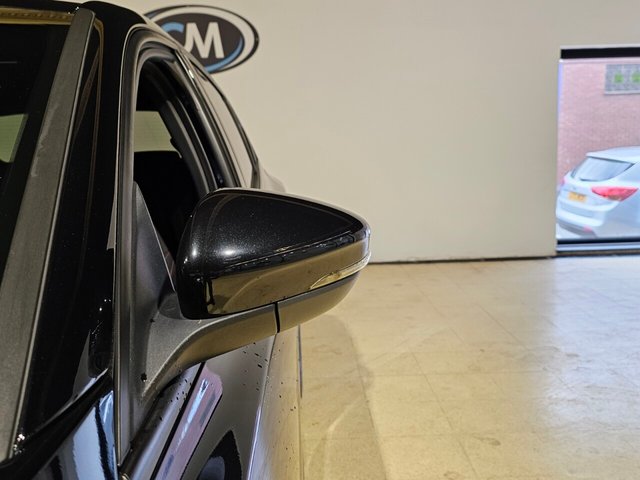 2020 Ford Focus 1L St-Line 5dr - Photo 10