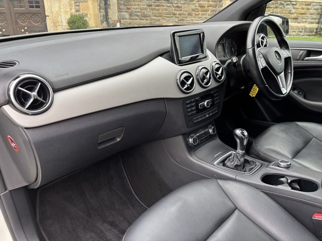 2014 Mercedes-Benz B-Class 1.5L Sport 5dr - Photo 12