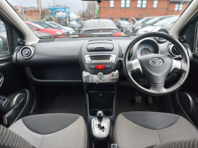 2014 TOYOTA AYGO - Photo 7