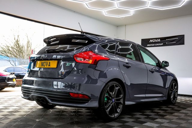 2016 Ford Focus 2L St-3 5dr - Photo 9