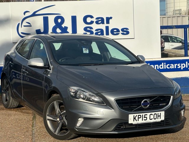 2015 VOLVO V40