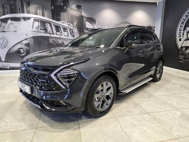 View our Kia Sportage 1.6 h T-GDi GT-Line S SUV 5dr Petrol Hybrid Auto Euro 6 (s/s) (207 bhp)