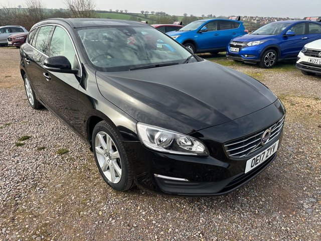 2017 VOLVO V60 - Photo 5