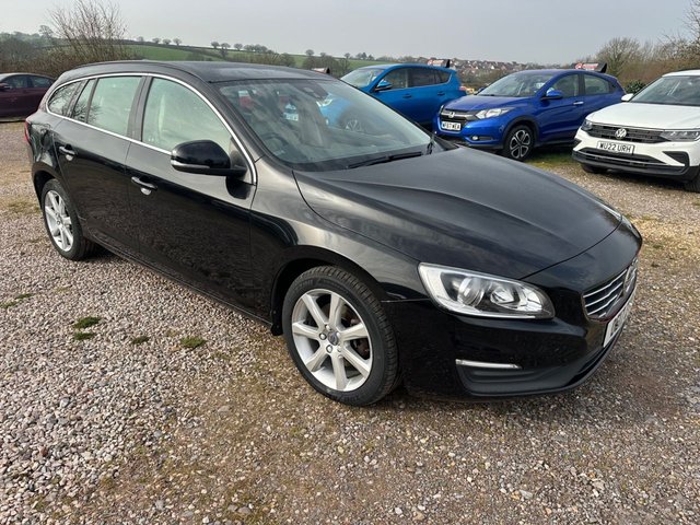 2017 VOLVO V60 - Photo 3