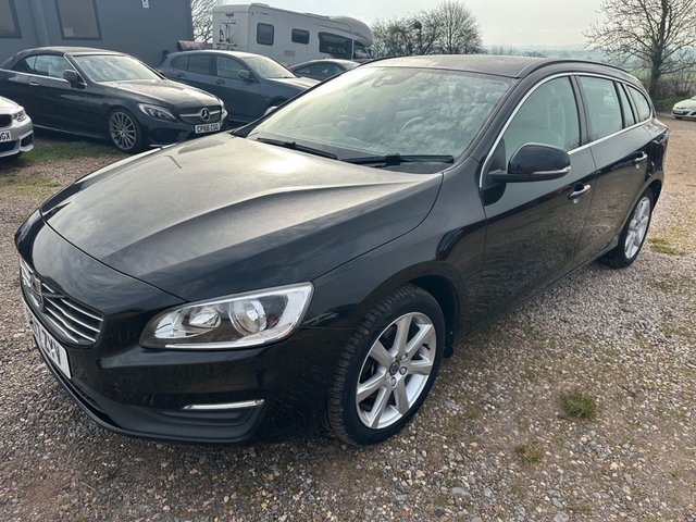 2017 VOLVO V60 - Photo 11