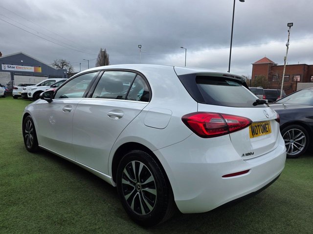 2020 MERCEDES-BENZ A-CLASS 1.5 A180d SE Hatchback 5dr Diesel Manual Euro 6 (s/s) (116 ps) - Photo 7