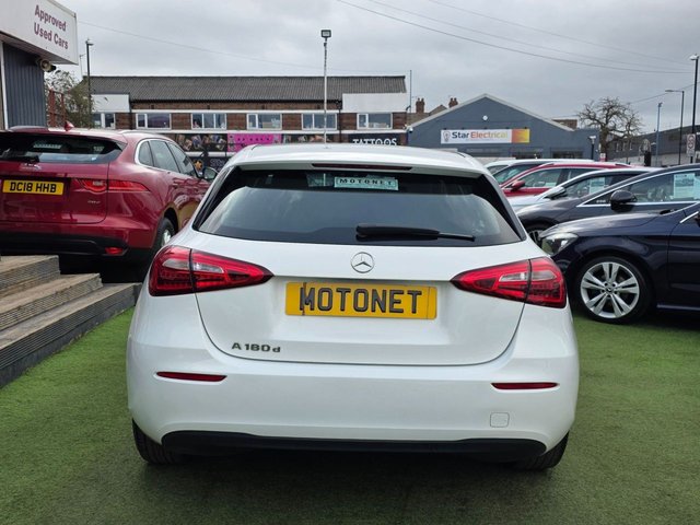 2020 MERCEDES-BENZ A-CLASS 1.5 A180d SE Hatchback 5dr Diesel Manual Euro 6 (s/s) (116 ps) - Photo 8
