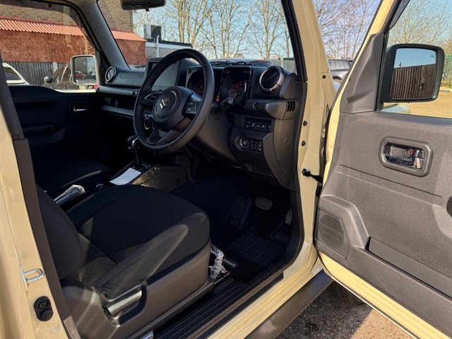 2025 SUZUKI JIMNY - Photo 11