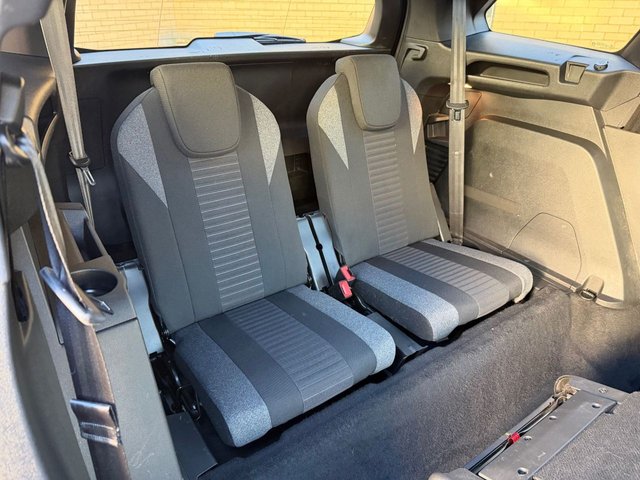 2023 Peugeot 5008 1.5L Allure Premium + 5dr - Photo 12