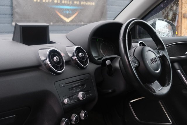 2010 AUDI A1 2010 1.6 TDI Sport Hatchback 3dr Diesel Manual Euro 5 (s/s) (105 ps) - Photo 11