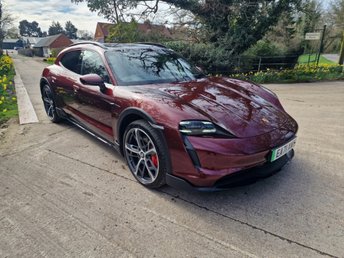 2021 PORSCHE TAYCAN