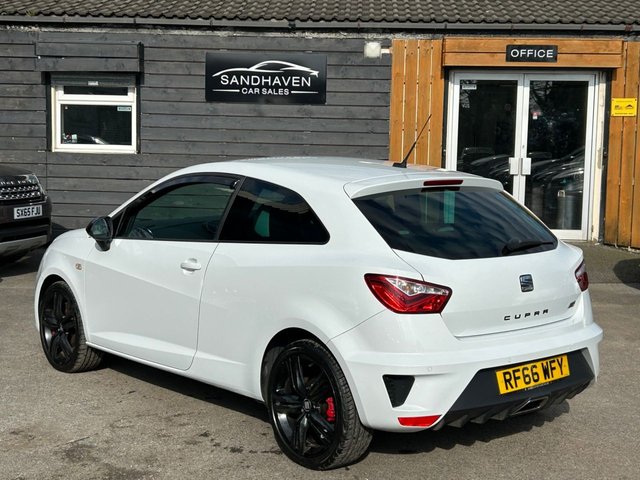 2017 Seat Ibiza 1.8L Cupra Black 3dr - Photo 2