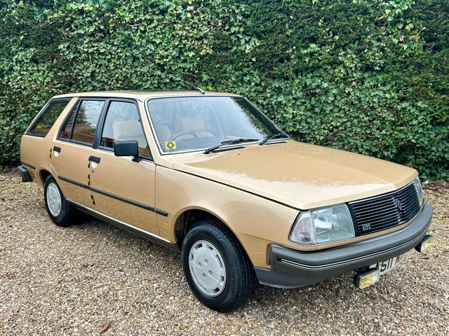 View our RENAULT 18