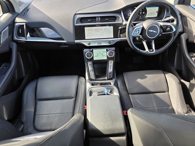 2019 JAGUAR I-PACE - Photo 12