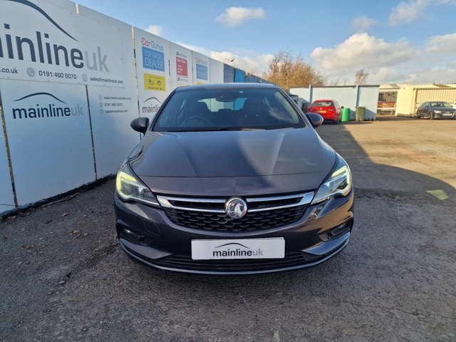 2016 VAUXHALL ASTRA - Photo 2