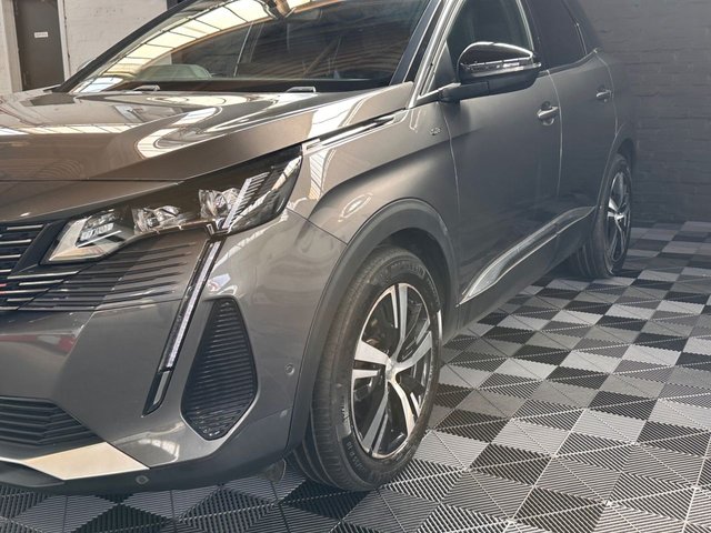 2021 PEUGEOT 3008 - Photo 5