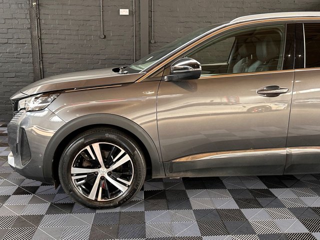 2021 PEUGEOT 3008 - Photo 6