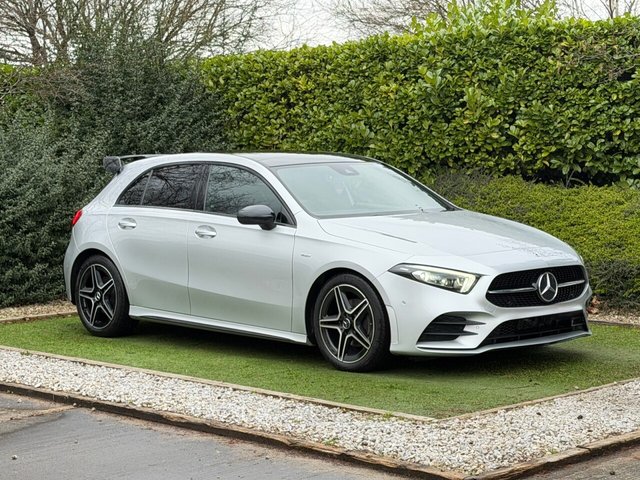 2021 A CLASS 1.3 A200 AMG LINE EDITION PREMIUM PLUS HATCHBACK 5DR PETROL 7G DCT... photo