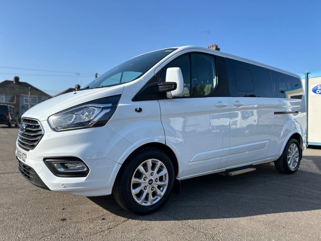 View our FORD TOURNEO CUSTOM
