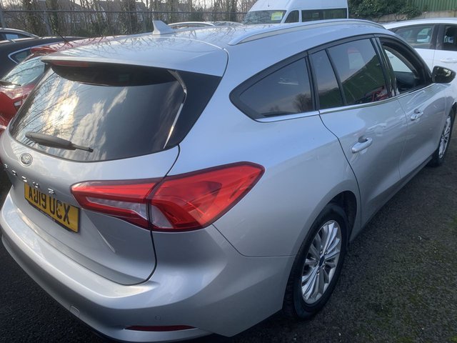 2019 FORD FOCUS 1.5 EcoBlue Titanium Estate 5dr Diesel Manual Euro 6 (s/s) (120 ps) - Photo 5