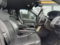 USED 2020 20 LAND ROVER DISCOVERY 3.0 SD V6 HSE SUV 5dr Diesel Auto 4WD Euro 6 (s/s) (306 ps) HUGE SPEC + FULL URBAN CARBON KIT + 5 SEATS + 23" URBAN ALLOYS + MERIDIAN SOUND + 360 CAMERA + FINISHED IN SANTORINI BLACK WITH BLACK HEATED LEATHER SEATS + ELECTRIC SEATS + BLUETOOTH + DAB RADIO + CRUISE CONTROL + HEATED STEERING WHEEL + SIDE STEPS + PRIVACY GLASS + BLACK ROOF RAILS + HPI CLEAR + 2 KEYS