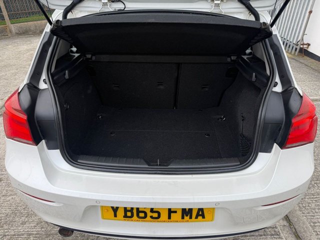 2015 BMW 1 Series 1.5L Sport 5dr - Photo 6