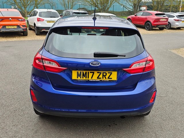 2017 FORD FIESTA - Photo 8