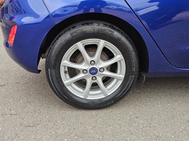 2017 FORD FIESTA - Photo 11