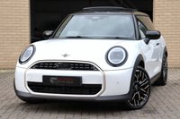 USED 2024 74 MINI HATCH COOPER 1.5C EXCLUSIVE HATCHBACK 3 DOOR LEVEL 2 HUD PANO HARMAN KARDON 18"s