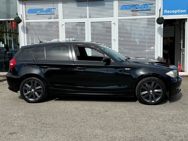 View our BMW 1 SERIES