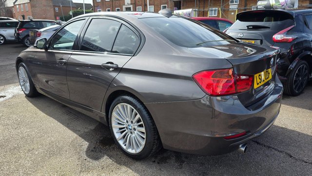 View our BMW 3 SERIES