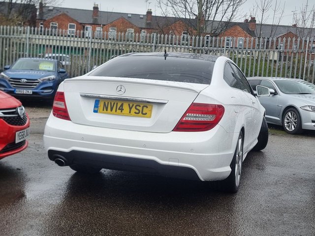 2014 MERCEDES-BENZ C-CLASS 2.1 C220 CDI AMG Sport Edition Coupe 2dr Diesel G-Tronic+ Euro 5 (s/s) (170 ps) - Photo 7