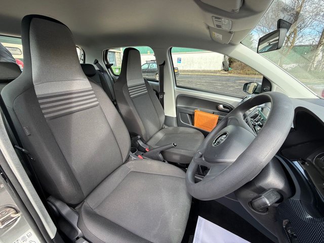 2017 VOLKSWAGEN UP! 1.0 Move up! Hatchback 5dr Petrol Manual Euro 6 (s/s) (60 ps) - Photo 11