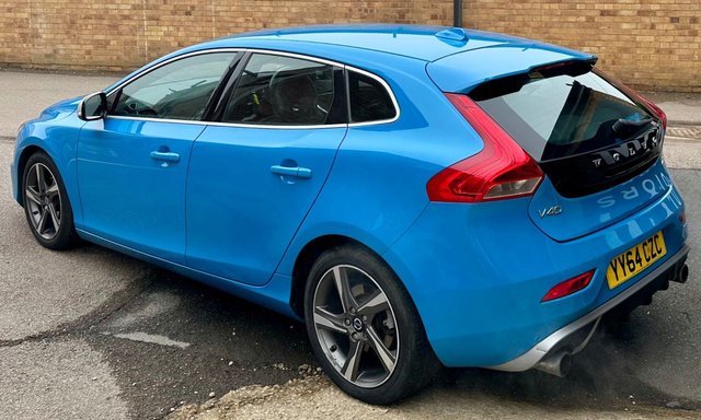 2014 VOLVO V40 1.6 D2 R-Design Hatchback 5dr Diesel Manual Euro 5 (s/s) (115 ps) - Photo 11