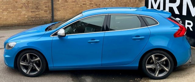 2014 VOLVO V40 1.6 D2 R-Design Hatchback 5dr Diesel Manual Euro 5 (s/s) (115 ps) - Photo 12