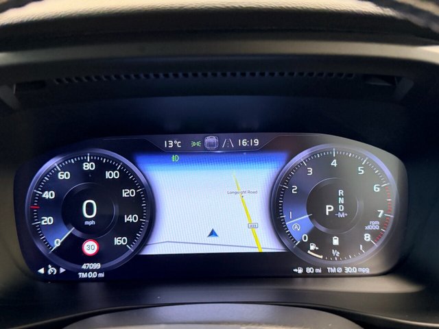 2020 VOLVO XC40 - Photo 11