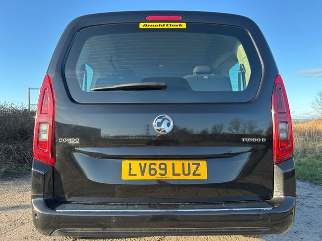 2019 Vauxhall Combo Life 1.5L Energy 5dr - Photo 7