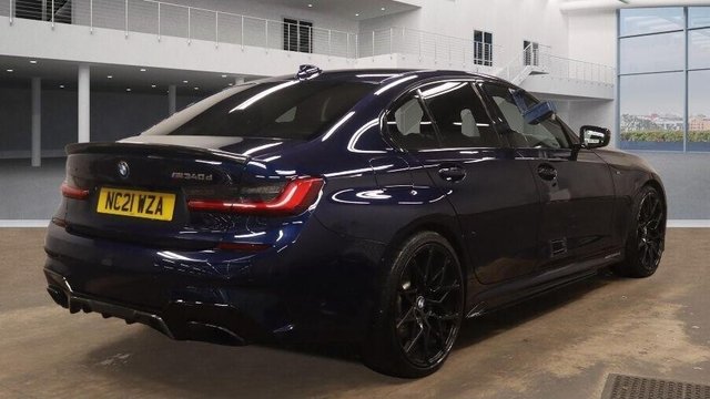 2021 BMW 3 Series - Photo 5