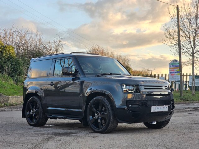 View our Land Rover Defender 90 3.0 D250 MHEV X-Dynamic HSE SUV 3dr Diesel Auto 4WD Euro 6 (s/s) (250 ps)
