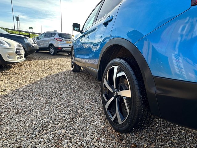 2017 Nissan Qashqai 1.6L Tekna 5dr - Photo 8