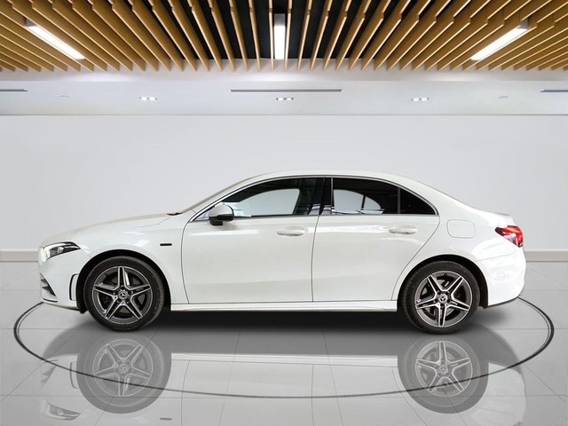 2020 Mercedes-Benz A-Class - Photo 5