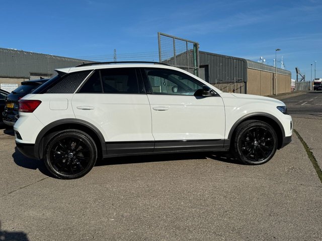 2022 Volkswagen T-Roc 1L Black Edition 5dr - Photo 5
